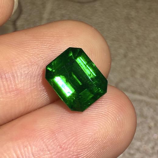 2.69ct 祖母绿裸石 商品图7