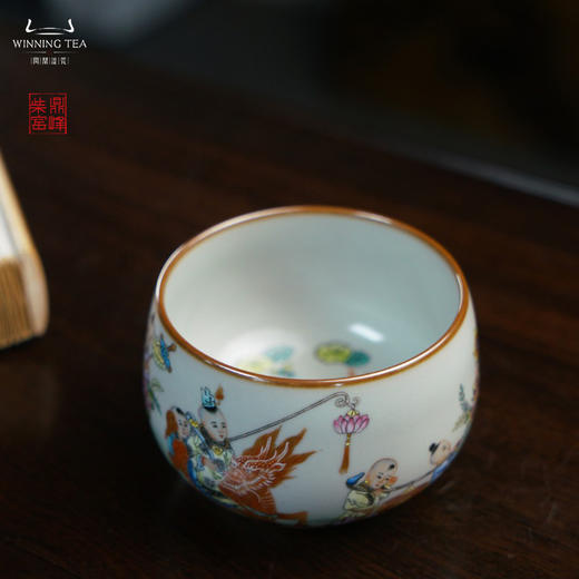 问鼎汝瓷鼎峰柴窑天青容华杯（童子嘻春图）（缺货） 商品图1