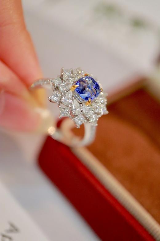 1.6ct 蓝宝石戒指 商品图5