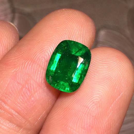 2.27ct 祖母绿裸石 商品图6
