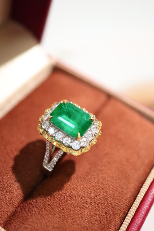 2.94ct 祖母绿戒指 商品图0