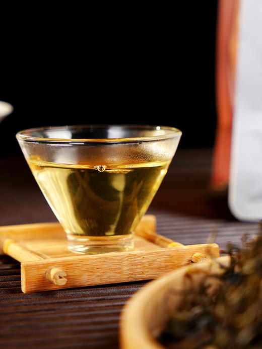 2024年头春头采【麻黑散茶】现货直发 易武标杆性味道，300克/份；拍5发6拍20发25 商品图7