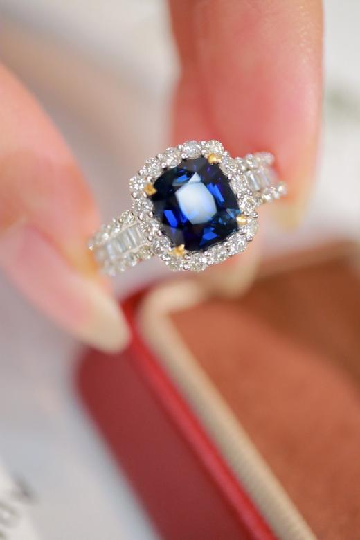 2.2ct 蓝宝石戒指 商品图4
