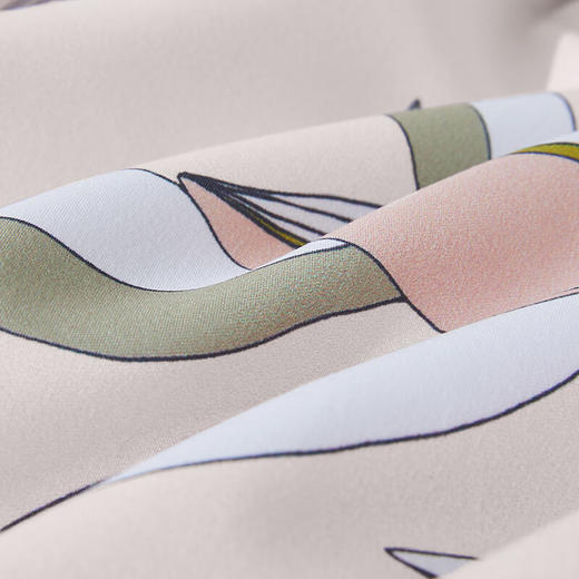 Hugo Boss  Spring Bloom印花纤维被 150×200cm 商品图3