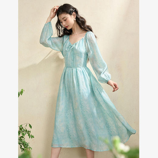 薄荷曼波晕染泡泡袖碎花裙女V领收腰长袖连衣裙V2842235 商品图3