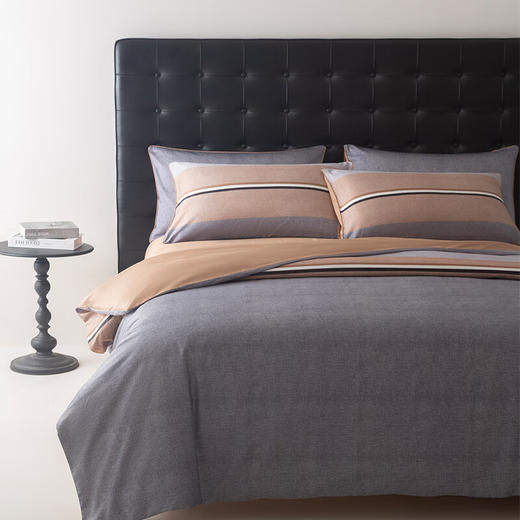 Hugo Boss  ICONIC条纹贡缎印花四件套  203×230cm 商品图1