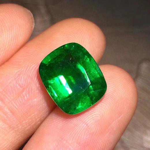 5.04ct 祖母绿裸石 商品图3