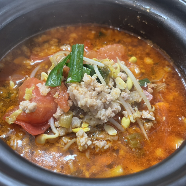 云南鲜肉罐罐米线 /微辣