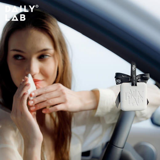 DAILY LAB 8cm多功能挂式香氛卡衣柜香薰片车载香薰去味淡香 商品图7