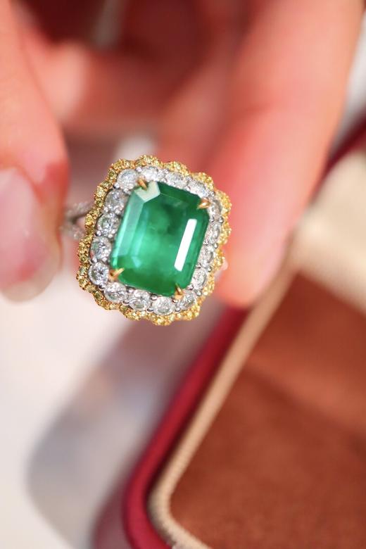 2.94ct 祖母绿戒指 商品图1