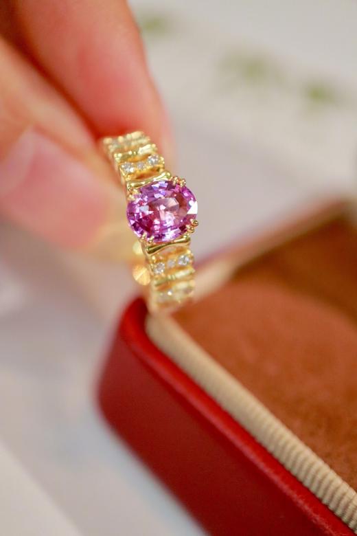 1.04ct 蓝宝石戒指 商品图4