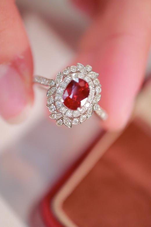 1.06ct 红宝石戒指 商品图3
