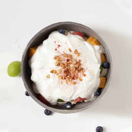 無冬無夏系列「缤纷雪世界」鲜果酸奶碗蛋糕(需等30
分钟以上) 商品图1