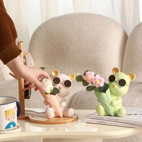 【可爱熊抱花收纳】客厅电视柜儿童房壁柜橱柜桌面摆件 卡通创意入户柜装饰