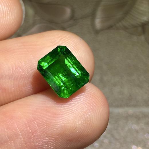 2.51ct 祖母绿裸石 商品图2