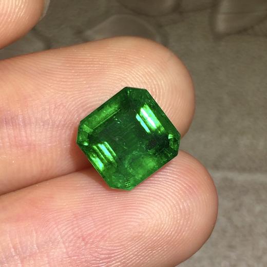 2.94ct 祖母绿裸石 商品图1