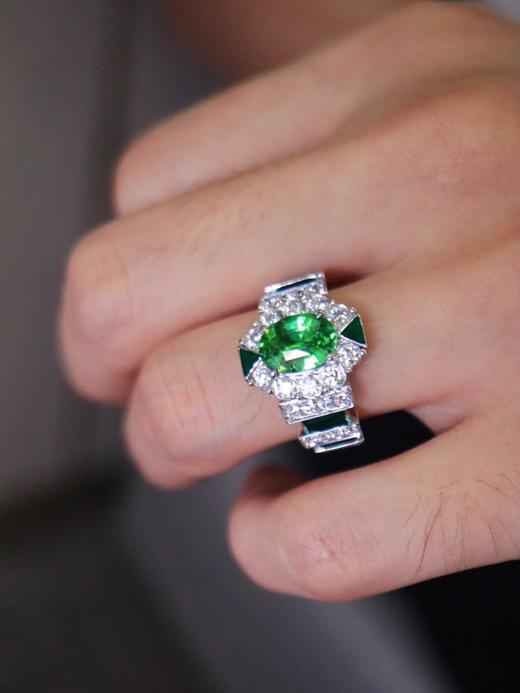 2.04ct 沙弗莱戒指 商品图0