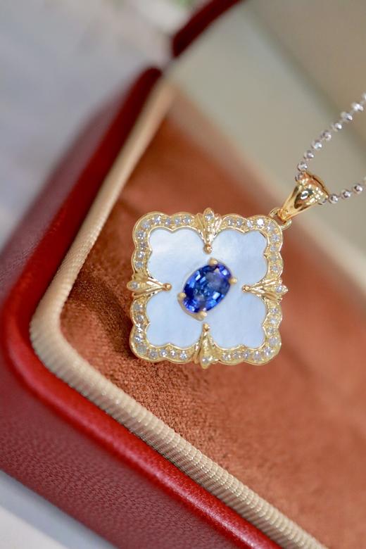 0.56ct 蓝宝石吊坠 商品图7