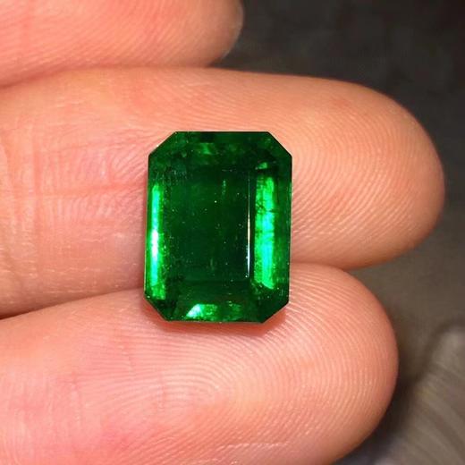 3.66ct 祖母绿裸石 商品图6
