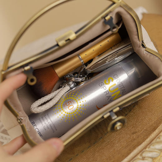 蓝莓树下绣花手提包，古风旗袍宴会手拿包链条包QB-蓝莓树下 商品图3