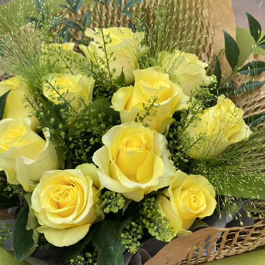 【玫瑰的故事】11朵黄玫瑰精品花束 商品图1