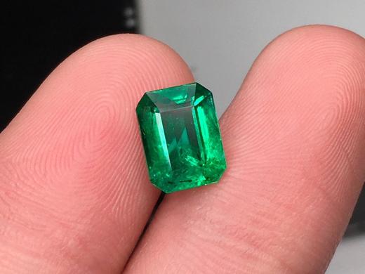 1.71ct 祖母绿裸石 商品图0