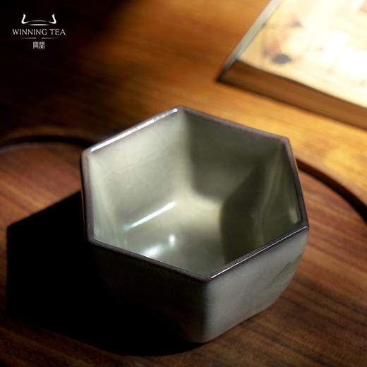 问鼎哥窑致巧款静空杯（秀峰叠嶂）（缺货） 商品图3