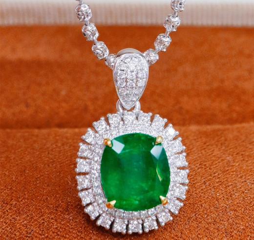 2.15ct 祖母绿吊坠 商品图0
