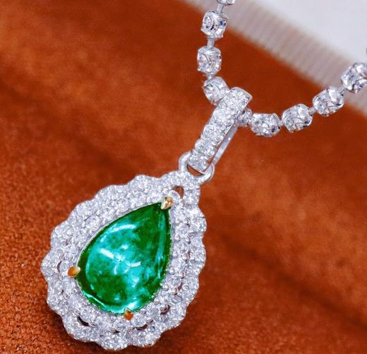 1.05ct 祖母绿吊坠 商品图1