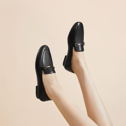 千百度羊皮平底乐福鞋女款秋季通勤浅口单鞋两穿透气舒适A24442765 商品图4