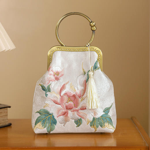 【花季丹】高精密刺绣手提包QB 商品图1