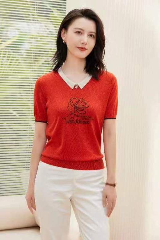 4F 胖唯俏上衣 商品图0