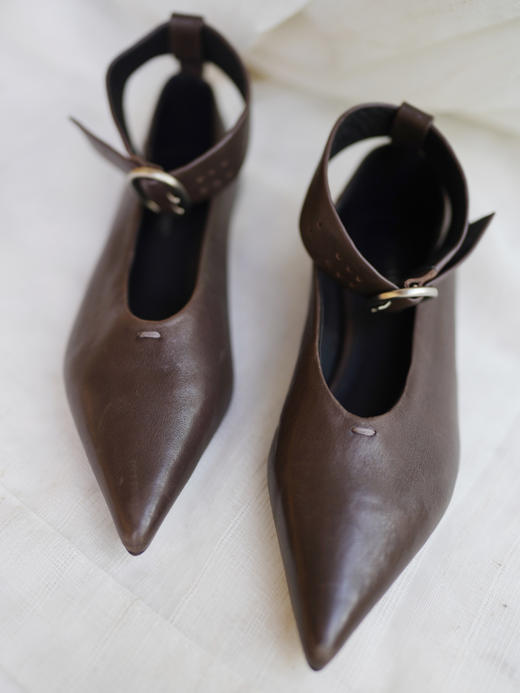 花花团篙端定制小羊皮鞋 、JI致绵软细腻舒服脚感，柔软平底鞋~Q弹舒适好走、防滑耐磨、上脚显腿细、修长！手作质朴篙级感（少量现货，大约48小时可发） 商品图7