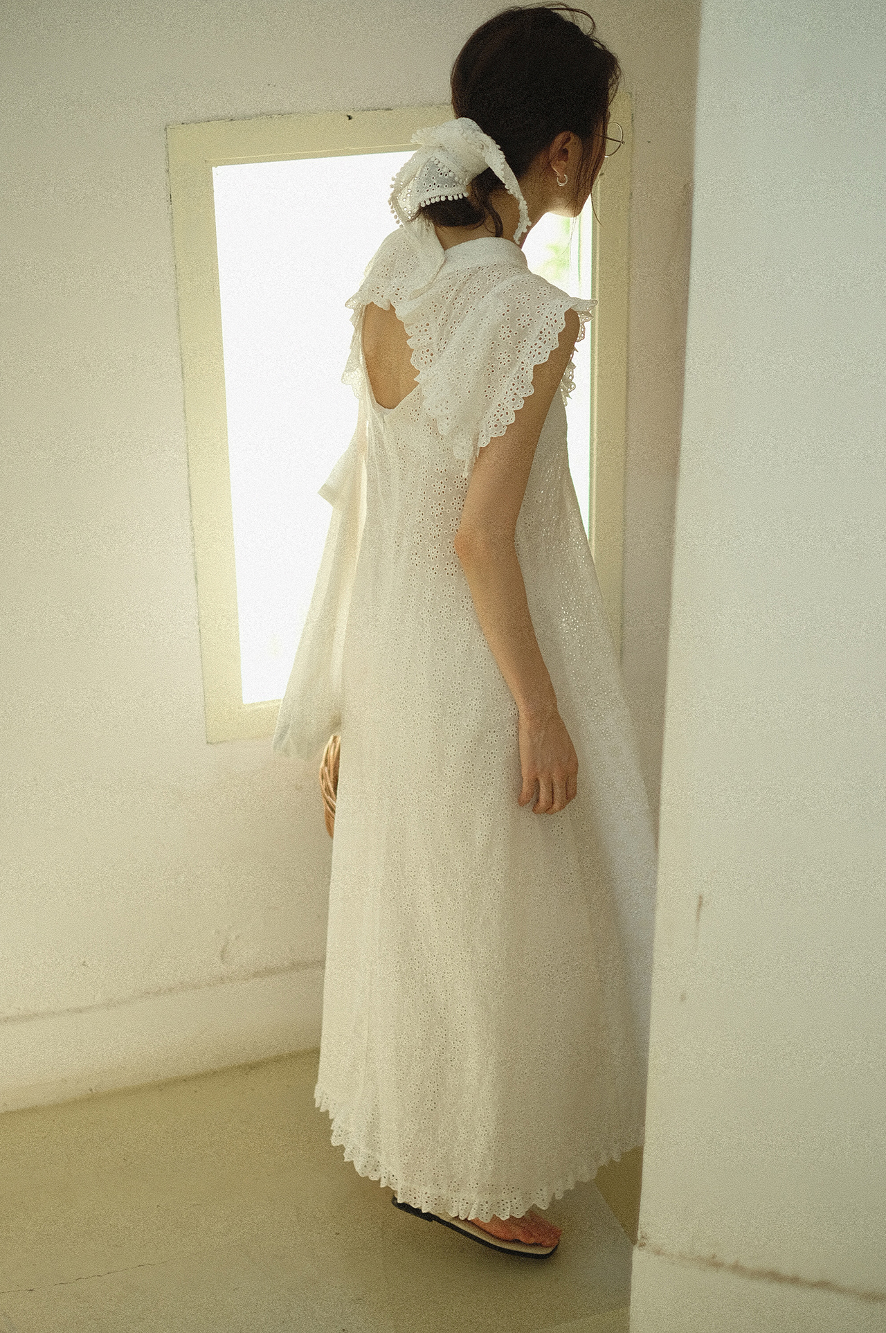 夏目 - 镂空露背裙