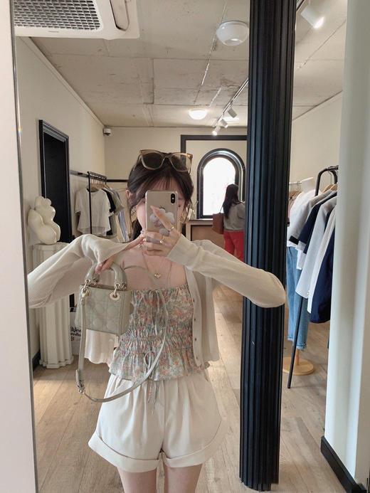 金蘑菇菇 Bonheur热恋岛屿/  清新田园度假风碎花吊带连衣裙小众 商品图8