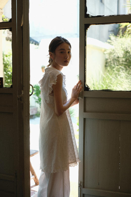 夏目 - 镂空露背裙 商品图7