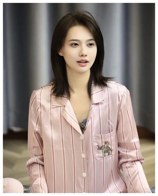 玫瑰的故事~刘亦菲同款家居服 野兽派野桃木槿花系列睡衣 商品图9