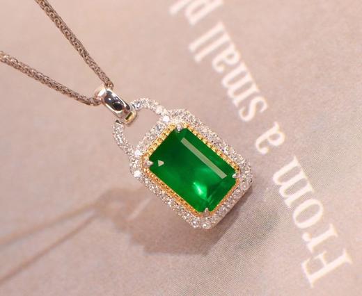 1.9ct 祖母绿吊坠 商品图0