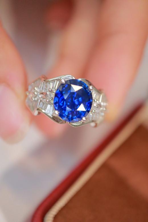 3.19ct 蓝宝石戒指 商品图5