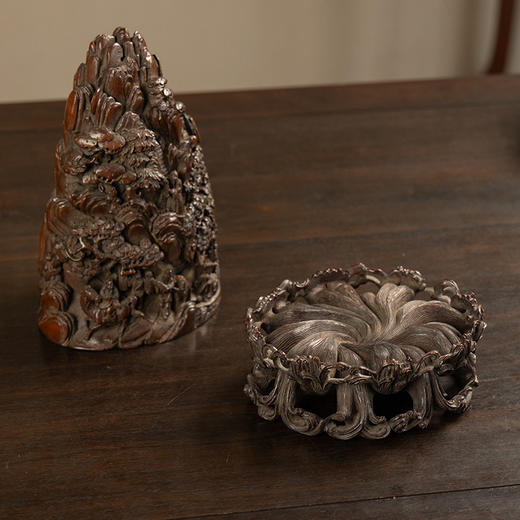 清 竹雕山水人物山子摆件（红木座） 商品图1