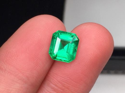 1.86ct 祖母绿裸石 商品图3