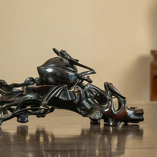 清 紫檀木雕五福捧寿摆件 商品图1