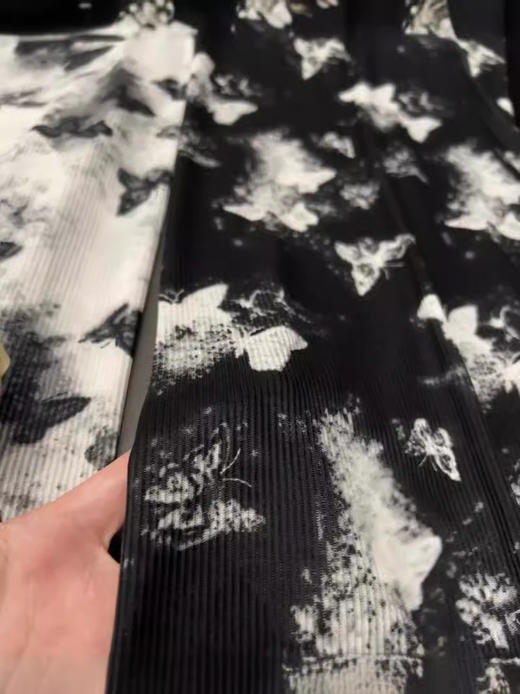 【显瘦透气❗️新中式冰丝阔腿裤】冰丝材质，透气不闷汗，阔腿版型显瘦还百搭，日常休闲穿搭防晒垂感直筒拖地裤Y 商品图2