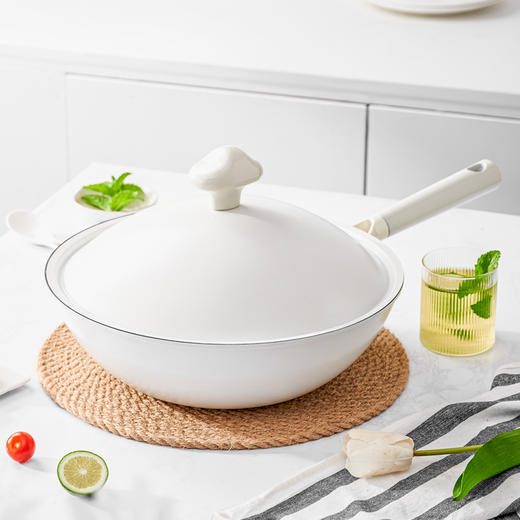 神田 云朵锅系列钛合金家用不粘炒锅32cm 云朵盖 商品图0