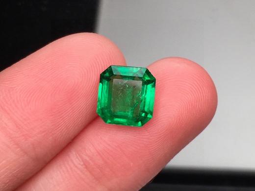 2.6ct 祖母绿裸石 商品图0