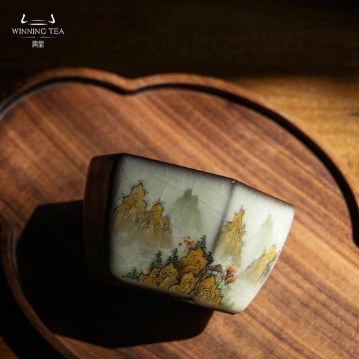 问鼎哥窑致巧款静空杯（秀峰叠嶂）（缺货） 商品图1