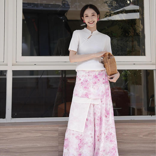 两三事山月寄情2024夏季新款新中式盘扣立领弹性修身短袖针织衫女 商品图3