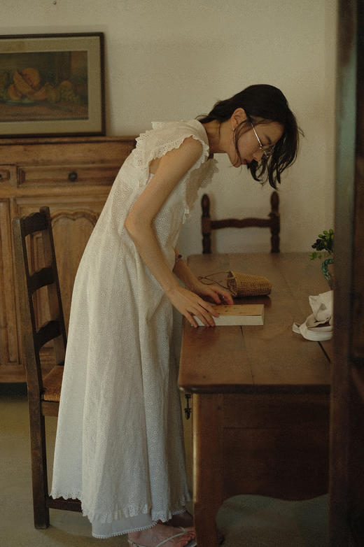 夏目 - 镂空露背裙 商品图3