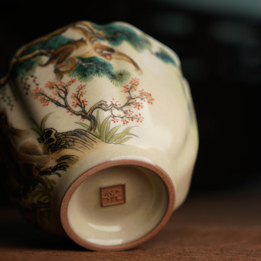 问鼎哥窑传世款镜花杯（猴子） 商品图4