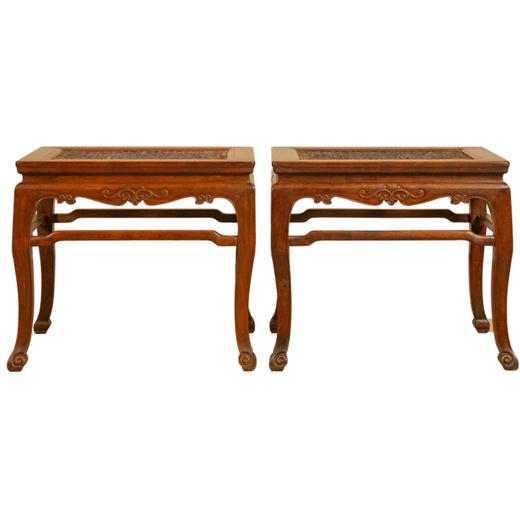 清 红木束腰三弯腿卷草纹方凳（一对） 商品图5